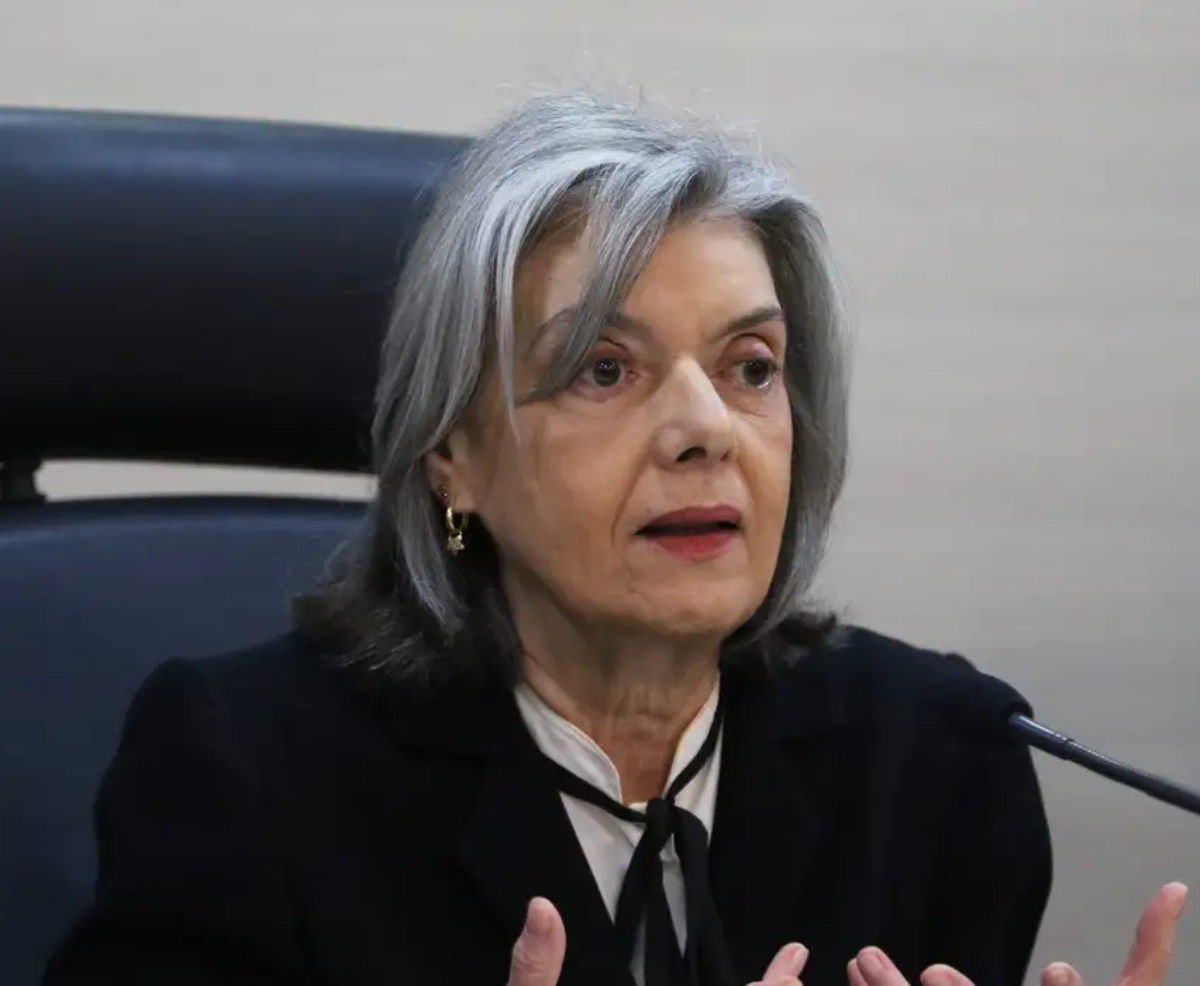 Voto é poderoso instrumento de transformação social, diz Cármen Lúcia