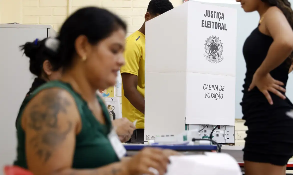 Eleições municipais: 11 deputados federais se elegem como prefeitos