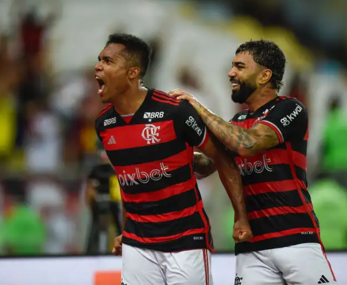 Flamengo sai na frente do Corinthians na semifinal da Copa do Brasil