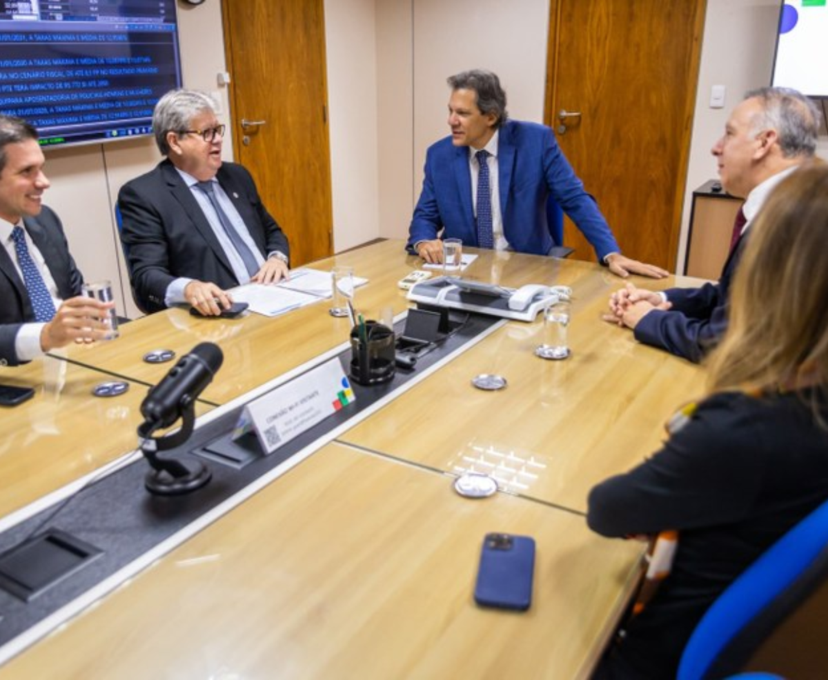 Porto de Cabedelo e mobilidade urbana pautaram reuniões do governador João Azevêdo, em Brasília