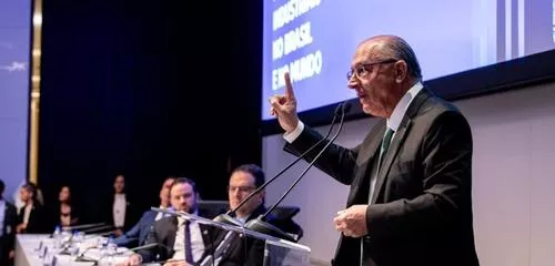 Alckmin cita argumentos para o fim da escala 6×1 no Brasil