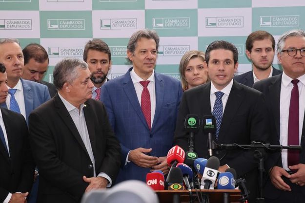 Motta recebe de Haddad prioridades do governo na agenda econômica