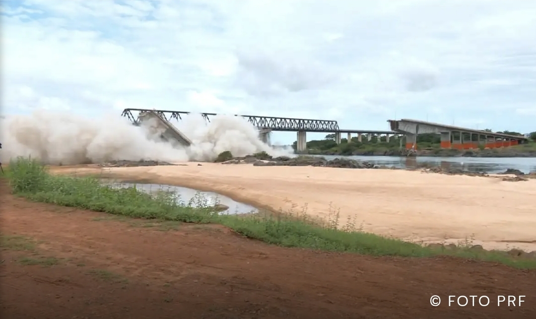 Operação implode o que sobrou da ponte entre Maranhão e Tocantins