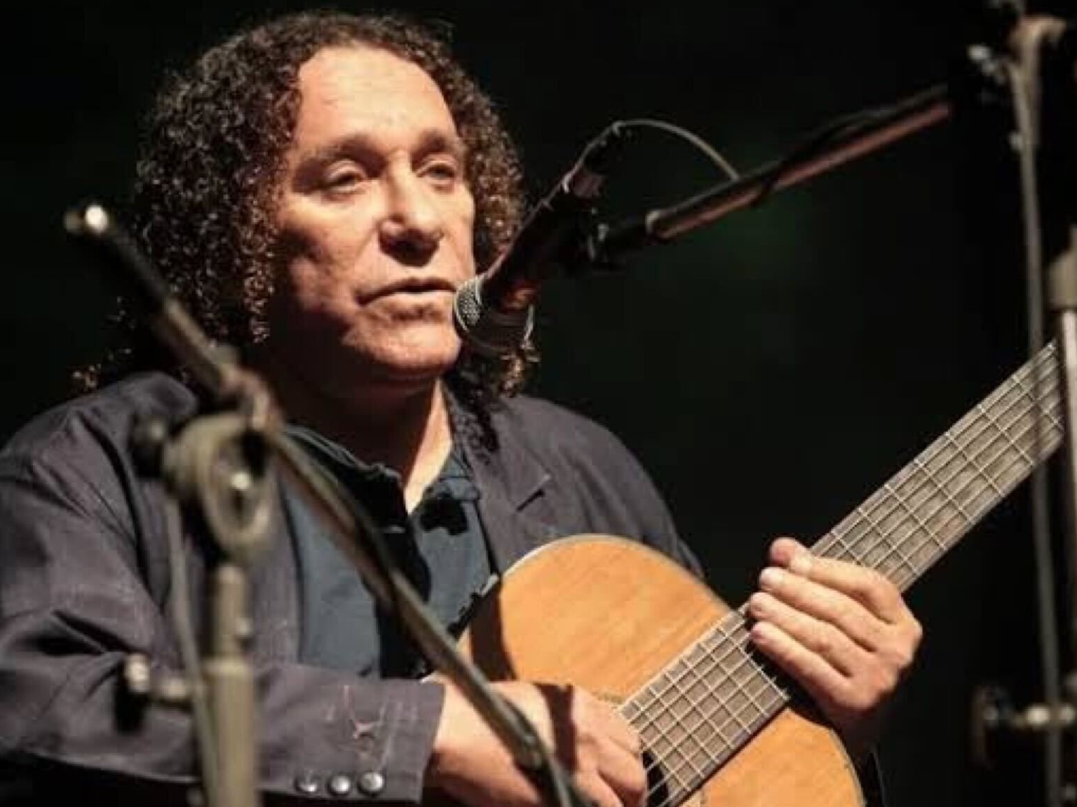 Morre o músico paraibano Vital Farias, ícone da música popular