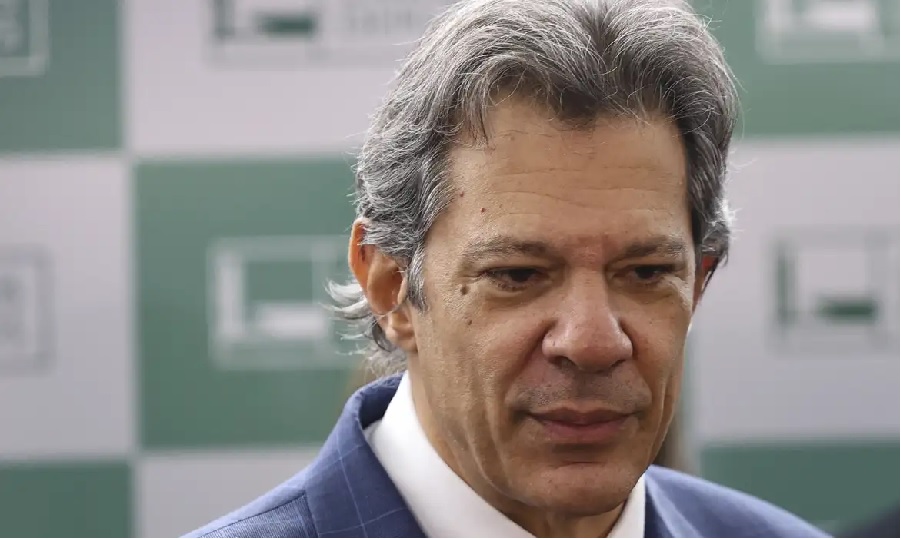 Ordem é negociar e não retaliar, diz Haddad sobre tarifas dos EUA