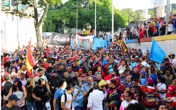 Venezuela vai às urnas neste domingo em eleições para governadores e deputados