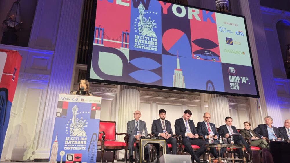 Raquel Lyra defende protagonismo de Pernambuco em conferência nos EUA sobre açúcar e etanol