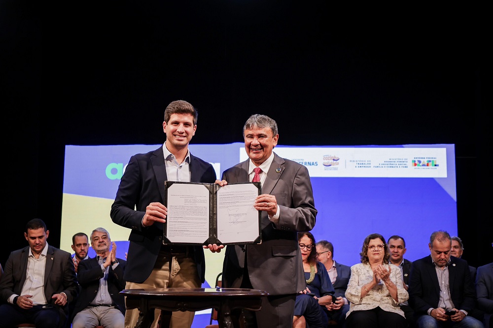 Recife adere ao programa “Acredita no Primeiro Passo” para impulsionar geração de renda