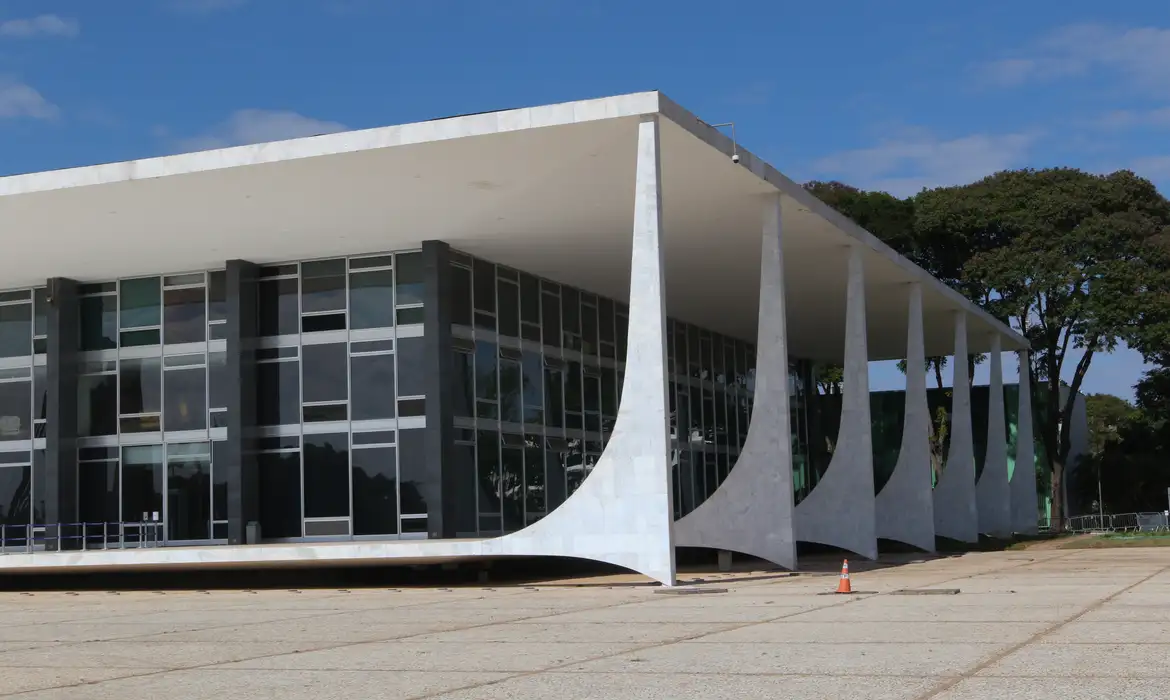 Maioria do STF mantém decisão que levou 7 deputados a perderem mandato