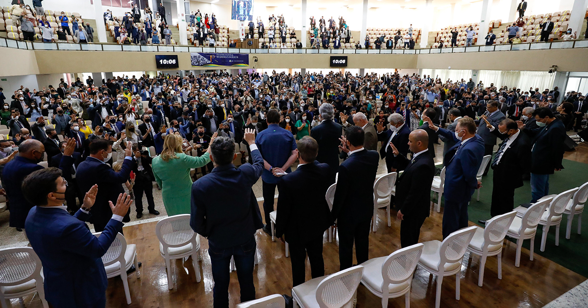 O Evangelismo dá o tom, por Gaudêncio Torquato