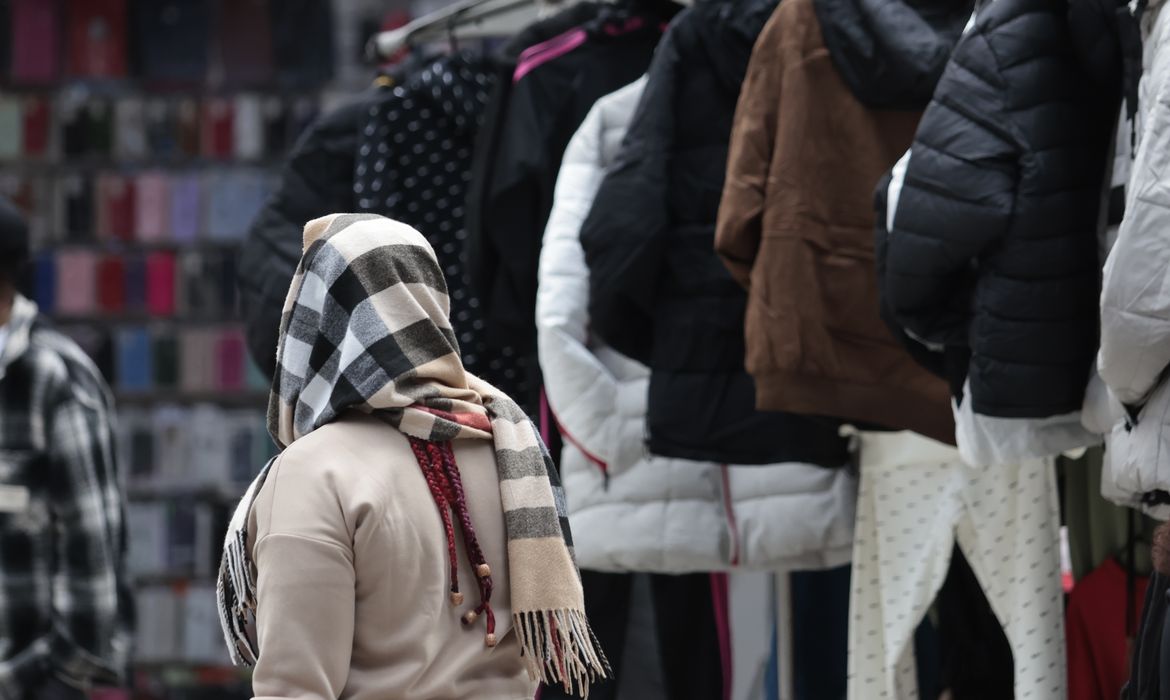 Onda de frio deve atingir pelo menos sete estados, alerta Inmet