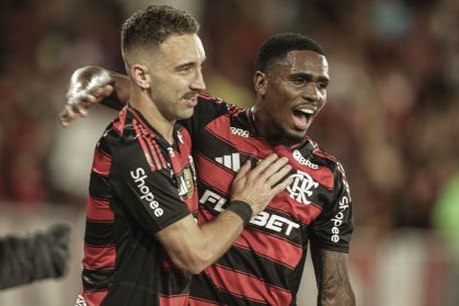 Flamengo vence o Atlético-MG e reassume a liderança do Brasileiro