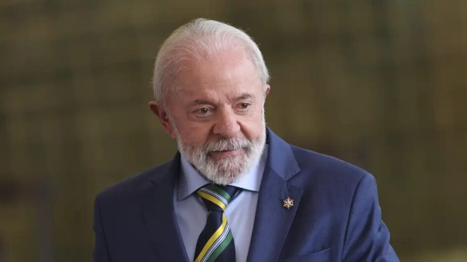 Lula veta projeto que prevê aumento do número de deputados