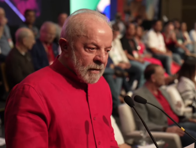 No congresso do PT, Lula volta a defender moeda alternativa ao dólar: “Não vou abrir mão”
