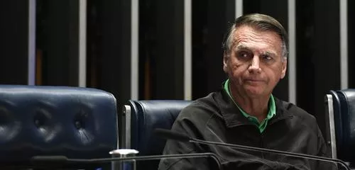 Defesa nega que Bolsonaro tenha descumprido medida cautelar