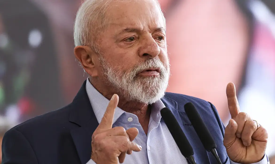 Lula anuncia nesta quarta-feira R$ 30 bilhões para empresas afetadas por tarifaço
