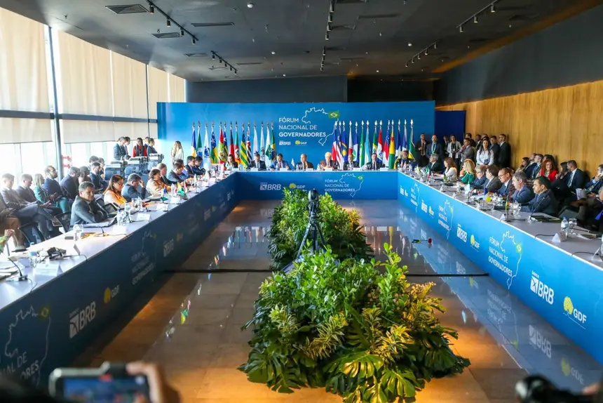 Governadores se reúnem em Belém para alinhar estratégias rumo à COP30