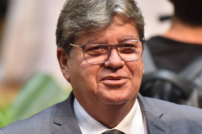 Governador João Azevedo fará cirurgia para retirada de cálculo na vesícula no período da noite