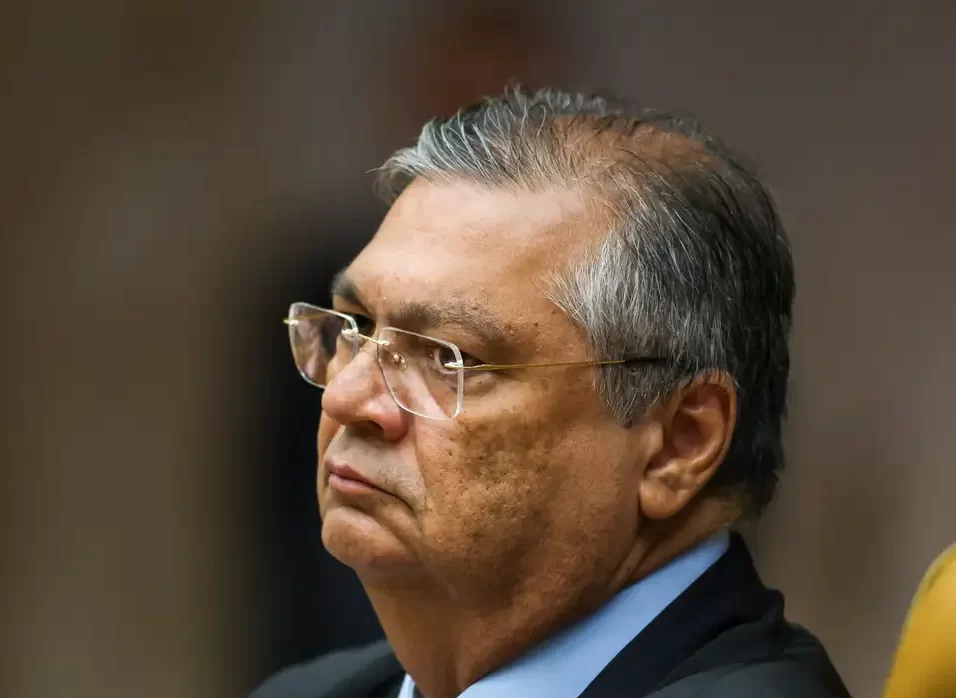 Dino decide que leis estrangeiras não valem automaticamente no Brasil