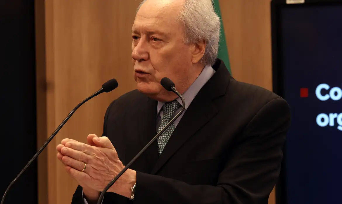 “Descobrimos a ponta do iceberg”, diz Lewandowski sobre operações