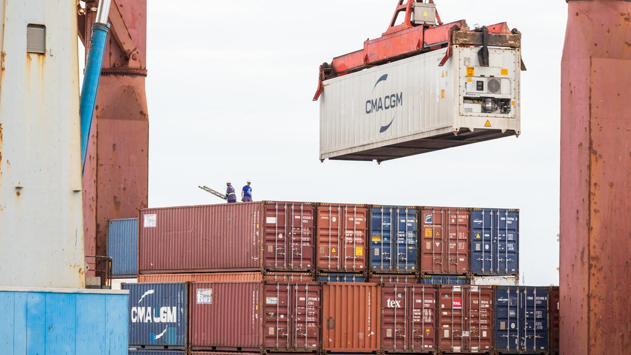 Pacote de medidas do Governo do Estado deve beneficiar 300 empresas cearenses que exportam para os EUA