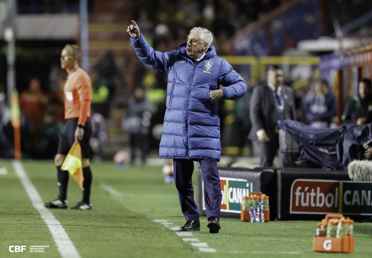 Brasil perde para a Bolívia na altitude e encerra pior participação em Eliminatórias