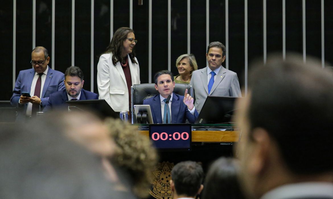 PEC da Blindagem pode barrar ações contra corrupção no uso de emendas