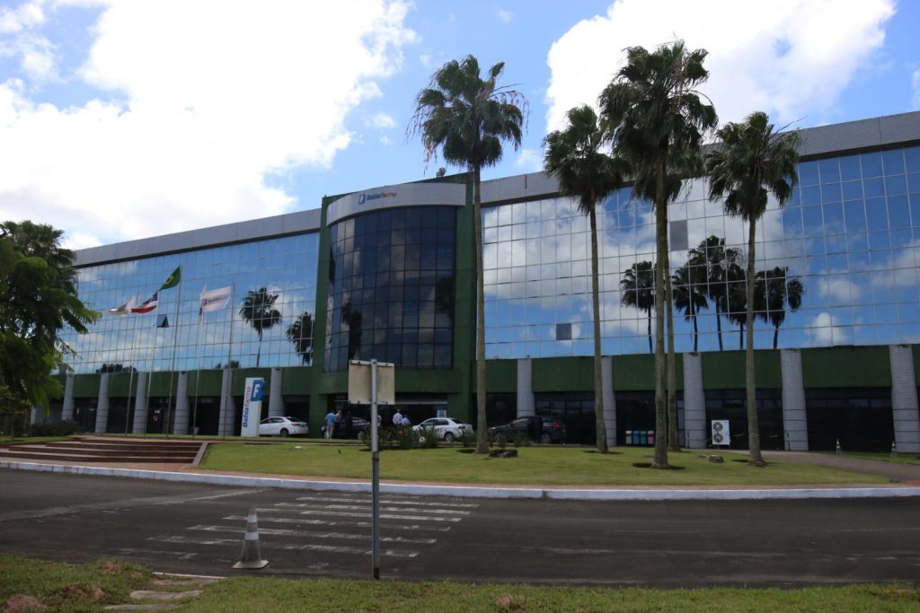 Bahiafarma inicia nova fase com investimento federal de R$ 222 milhões