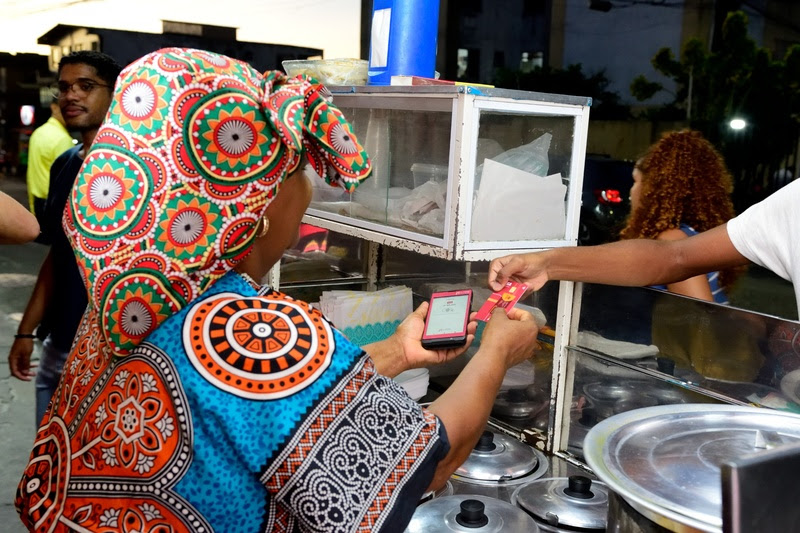 Nordeste lidera crescimento no uso de cartões de pagamentos no Brasil