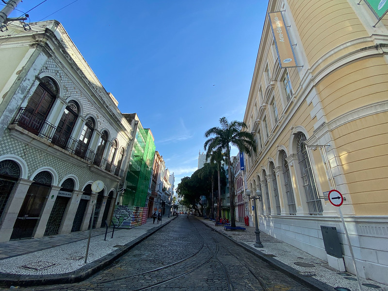Projeto “Cores no Centro” vai revitalizar fachadas históricas da Rua do Bom Jesus, no Recife