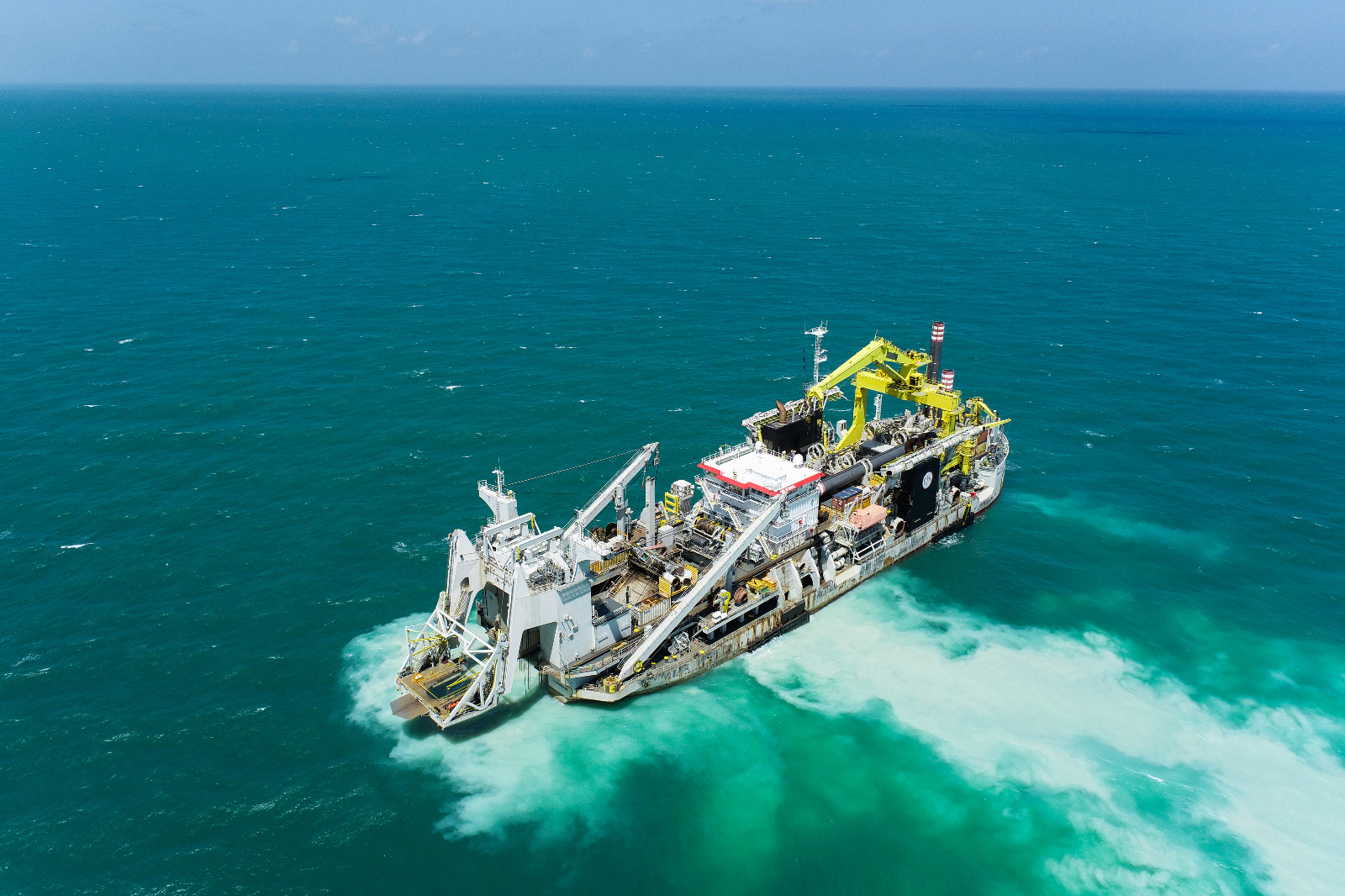 Marinha do Brasil autoriza Suape a operar petroleiros com carga máxima