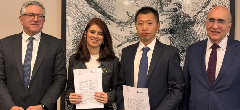 Repercute acordo inédito do Brasil com China  para tratamentos oncológicos e doenças autoimunes