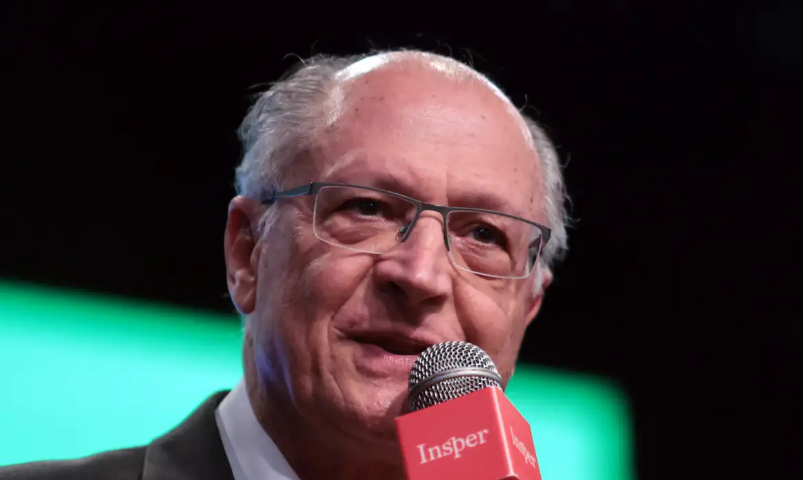 Alckmin destaca avanços com os EUA após conversa entre Lula e Trump