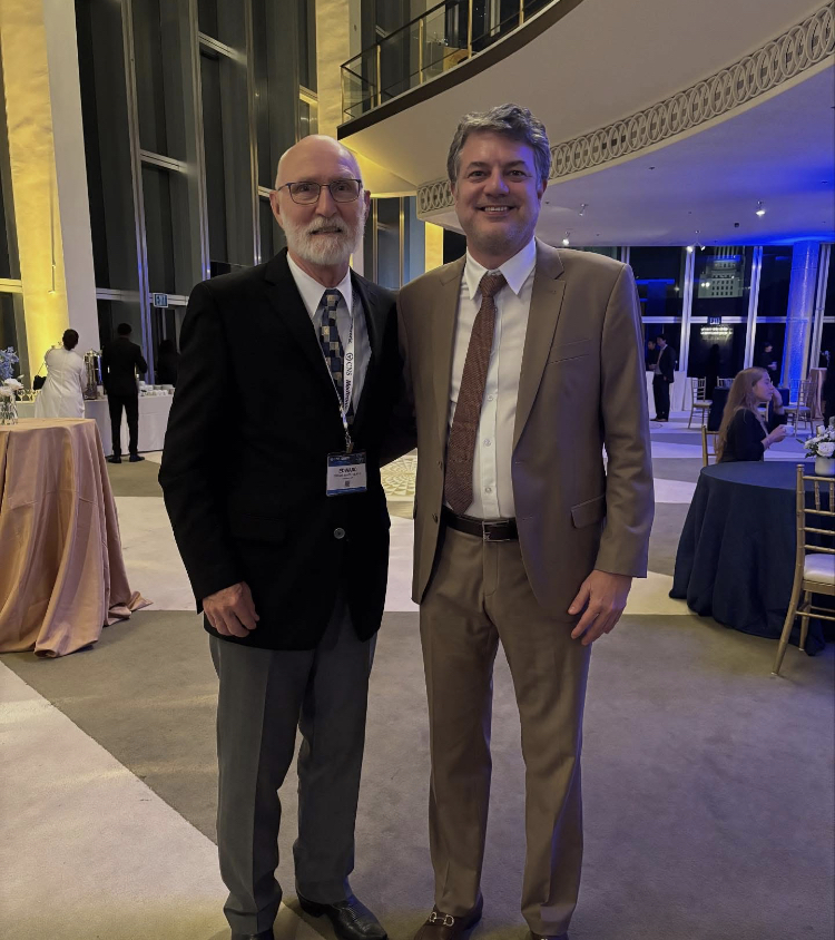 Presidente da Associação Médica da Paraíba participa de Congresso de Neurocirurgia nos Estados Unidos