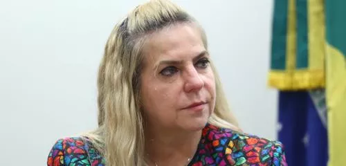 Deputada Luizianne Lins é capturada e presa por Israel em barco da Flotilha Global Sumud