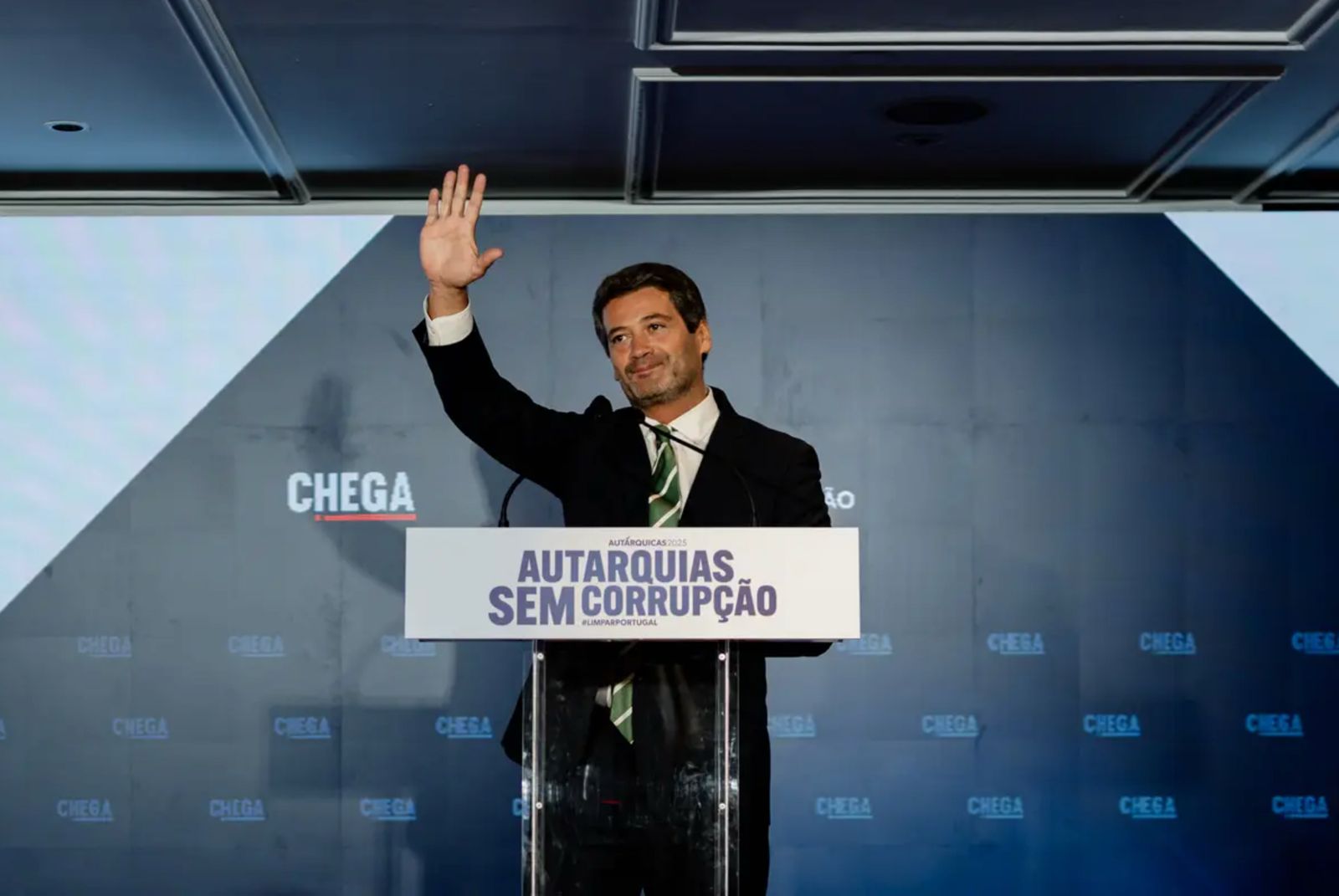 Nova lei de imigração em Portugal ameaça laços com o Brasil