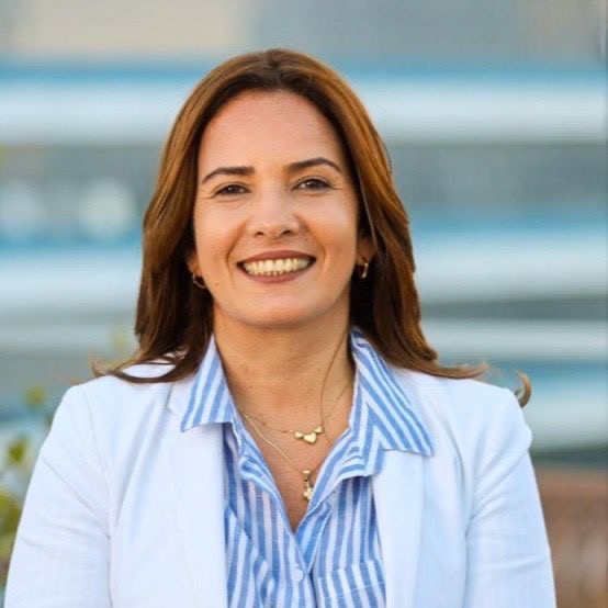 Ella Bank chega ao mercado como fintech e edtech focada no público feminino