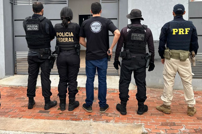 Eis o modelo correto de ação policial integrada, com foco, determinação e emprego da força sem pirotecnia