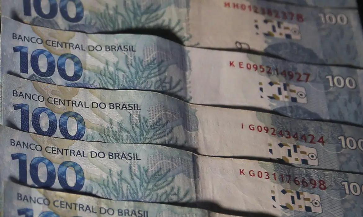Saiba como resgatar dinheiro investido no Banco Master