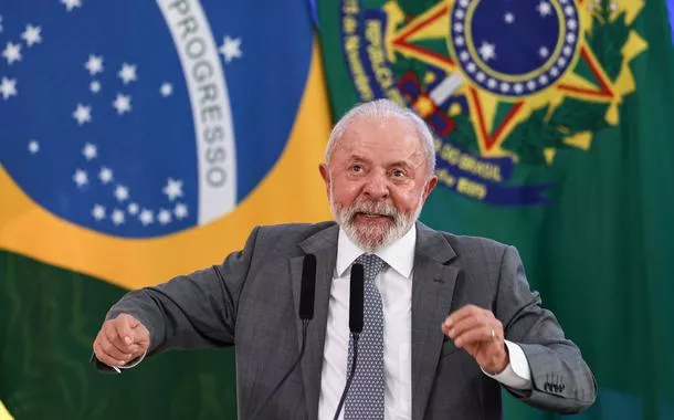 Lula critica “sequestro” do Orçamento pelo Congresso