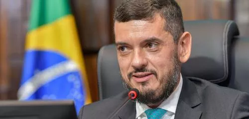 CCJ da Alerj decide revogar prisão de Rodrigo Bacellar