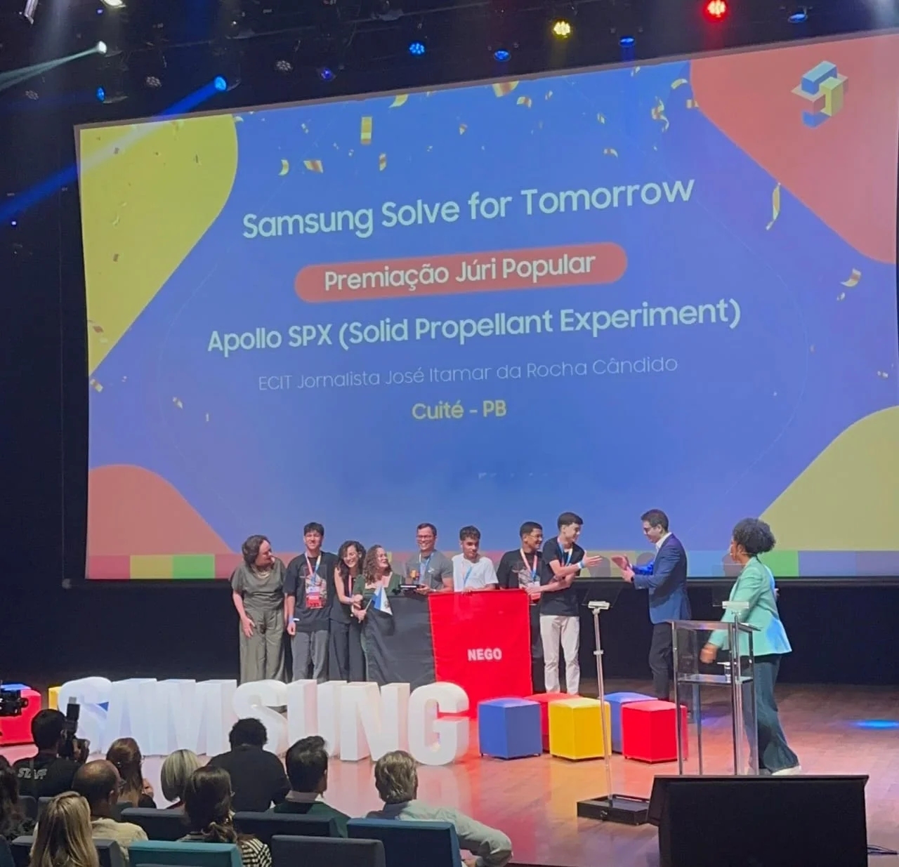 Estudantes paraibanos vencem categoria Júri Popular do Solve for Tomorrow 2025