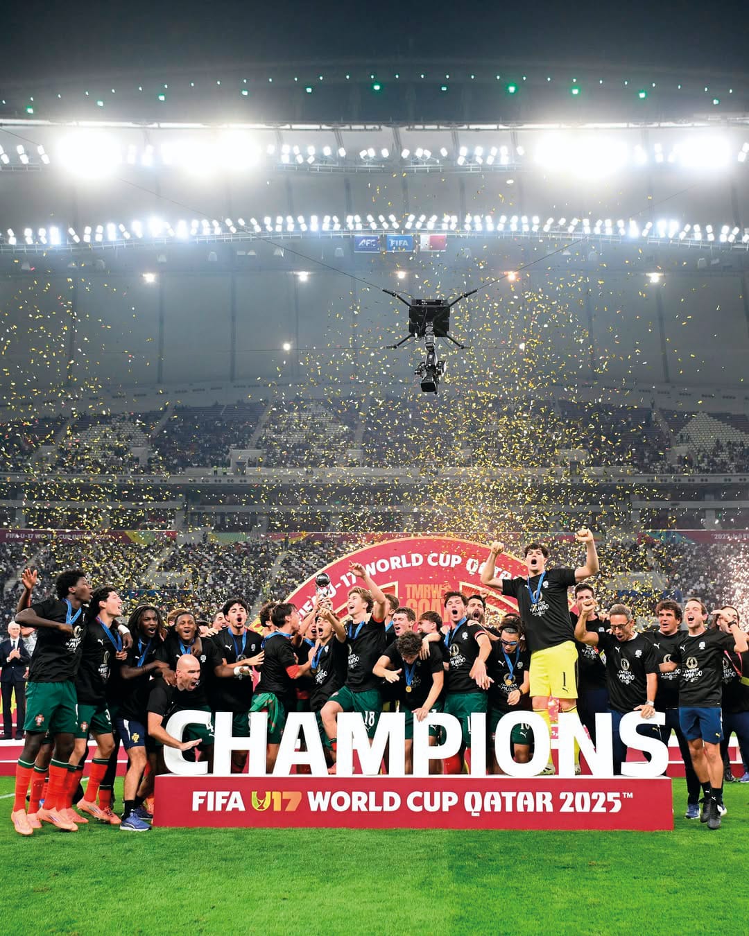 DIRETO DE LISBOA Negócios e intercâmbio, por Rui Coelho