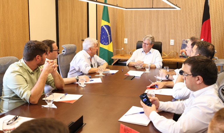 João Azevêdo discute instalação de hotel Vila Galé no Centro Histórico de João Pessoa