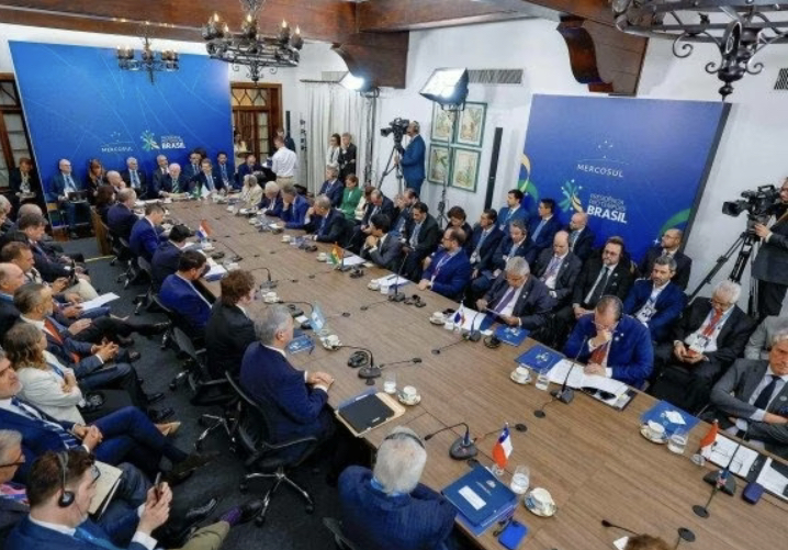 Enfim, União Europeia aprova acordo com Mercosul