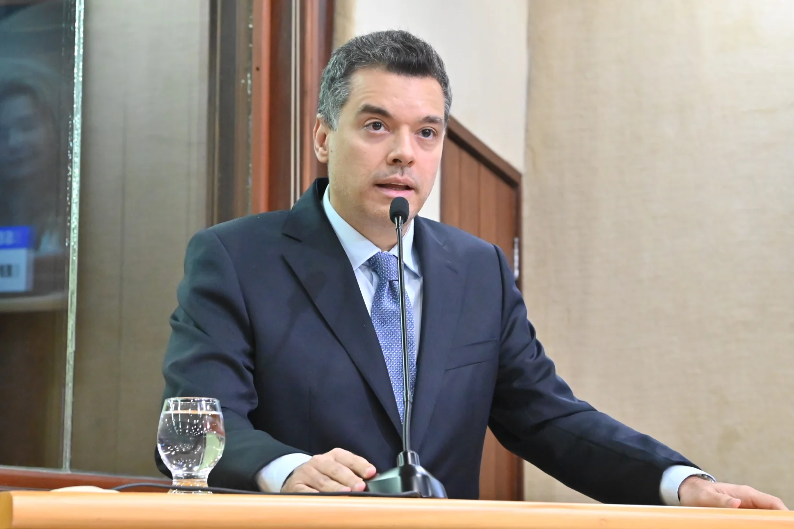 Walter Alves oficializa rompimento com Fátima e apoio a Allyson Bezerra