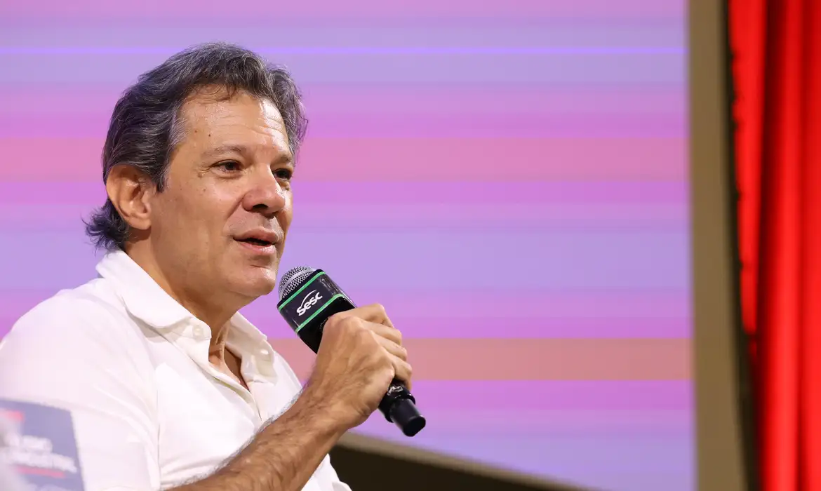 Classe dominante brasileira entende o Estado como dela, diz Fernando Haddad