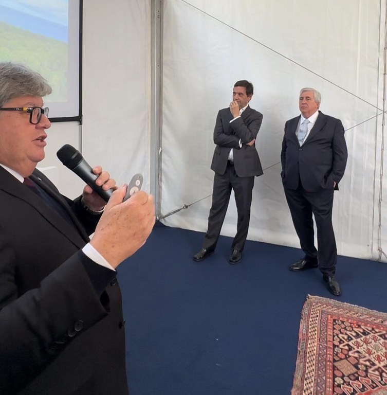 João Azevêdo e Cícero Lucena apresentam projeto do Vila Galé em Lisboa