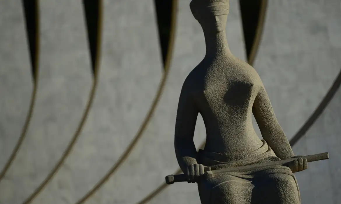 Ministro do STF autoriza PF a retomar investigação do caso Master