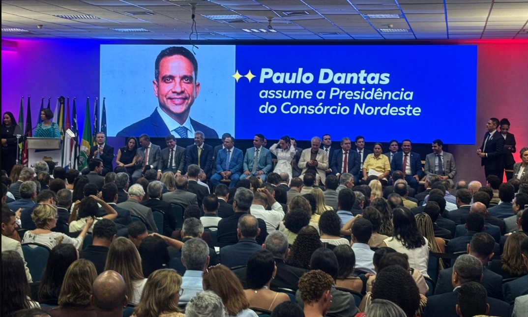 Paulo Dantas assume presidência do Consórcio Nordeste em cerimônia em Alagoas